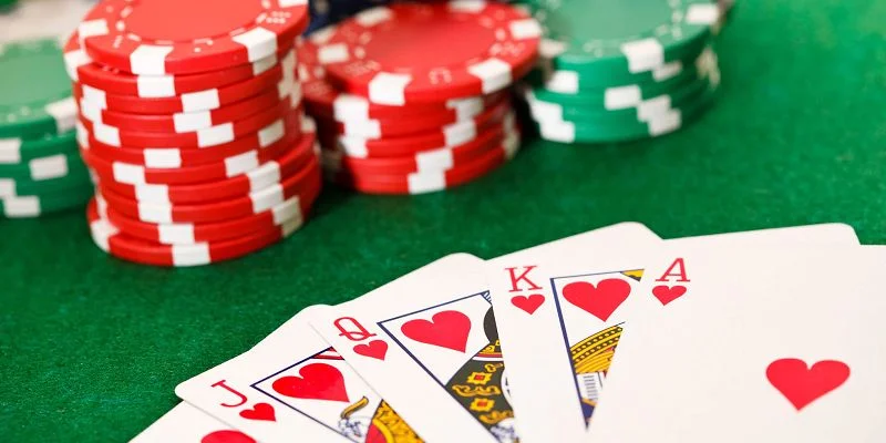 Poker là một tựa game đỉnh cao tại game bài 8Xbet